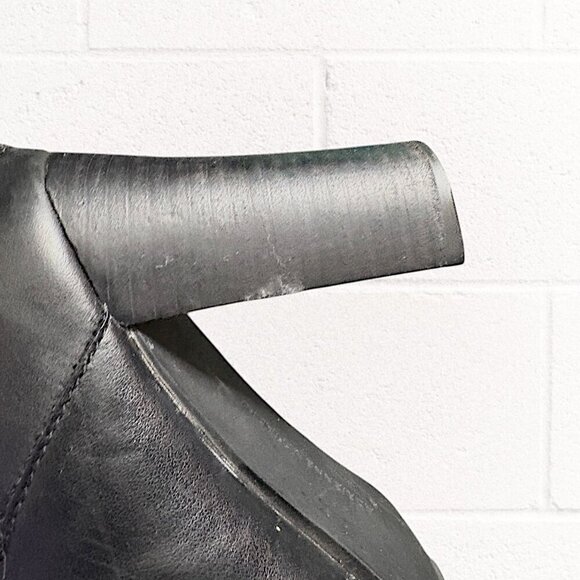 Adrienne Vittadini Tall Black Leather Boots with Buckle Embellishment Size 9 - Picture 7 of 13